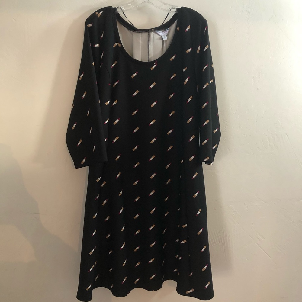 Lipstick Print Dress IT HAS POCKETS!!!